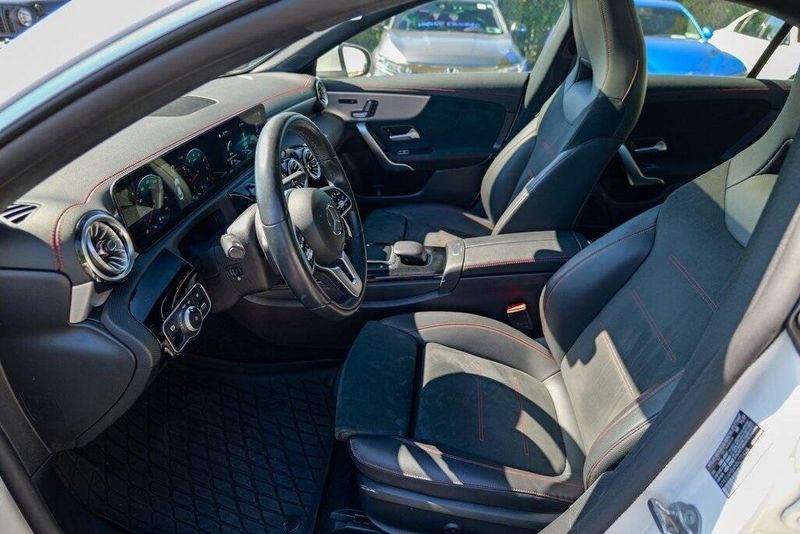 2022 Mercedes Benz CLA 250 photo 19