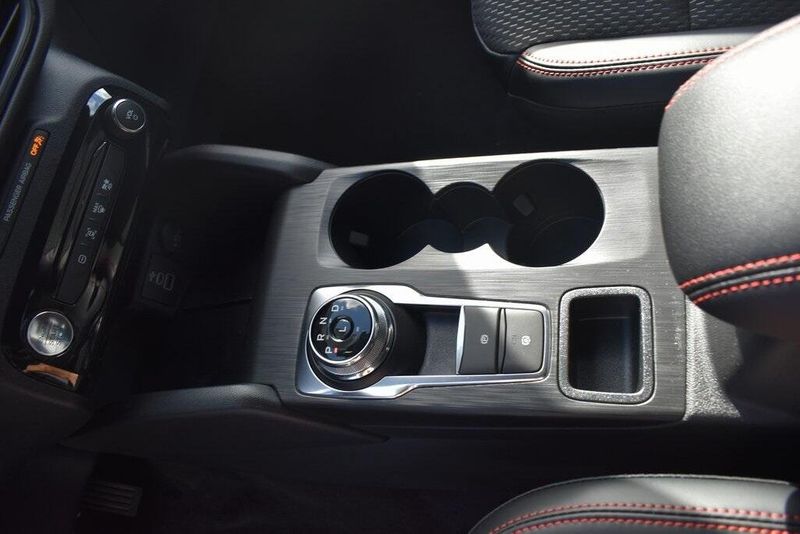 New 2025 Ford Escape ST-LineImage 18