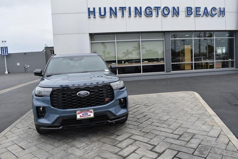 New 2025 Ford Explorer STImage 26
