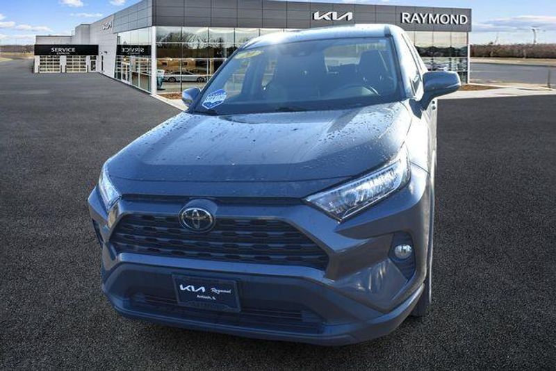 Used 2020 Toyota RAV4 XLEImage 7