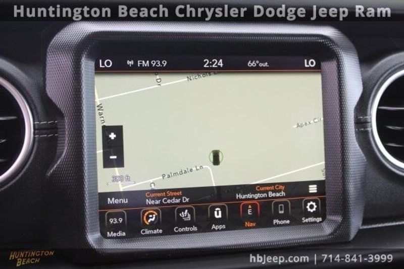 2022 Jeep Wrangler Unlimited Sahara 4xeImage 29