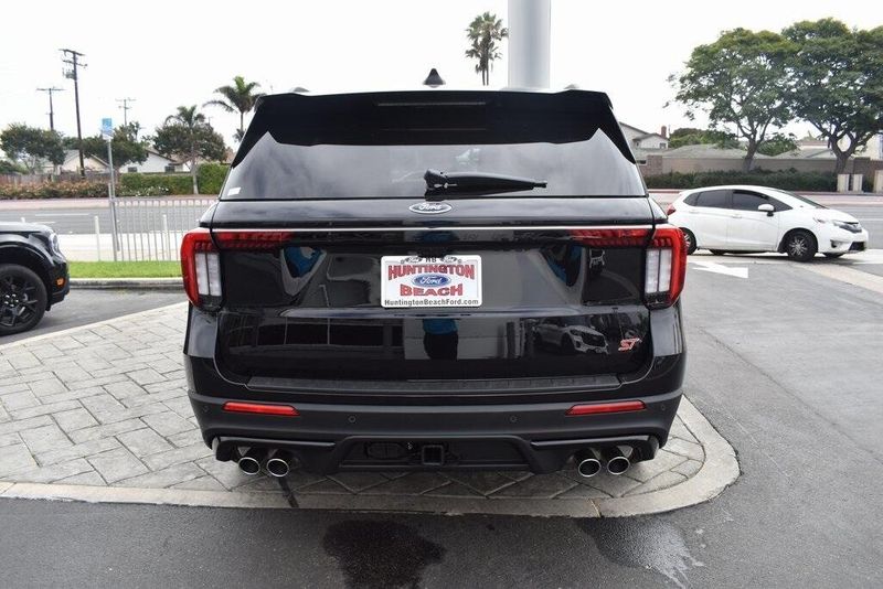 New 2025 Ford Explorer STImage 9