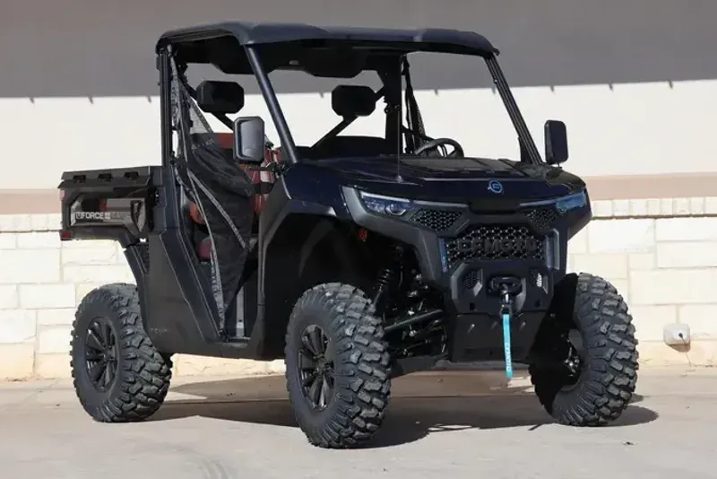 2025 CFMOTO UFORCE U10 PRO NEBULA BLACK 