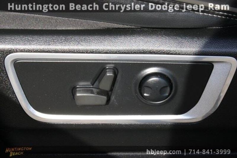 2022 RAM 1500 LaramieImage 33