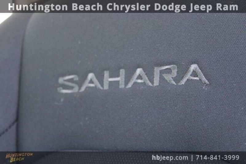 2022 Jeep Wrangler Unlimited SaharaImage 35
