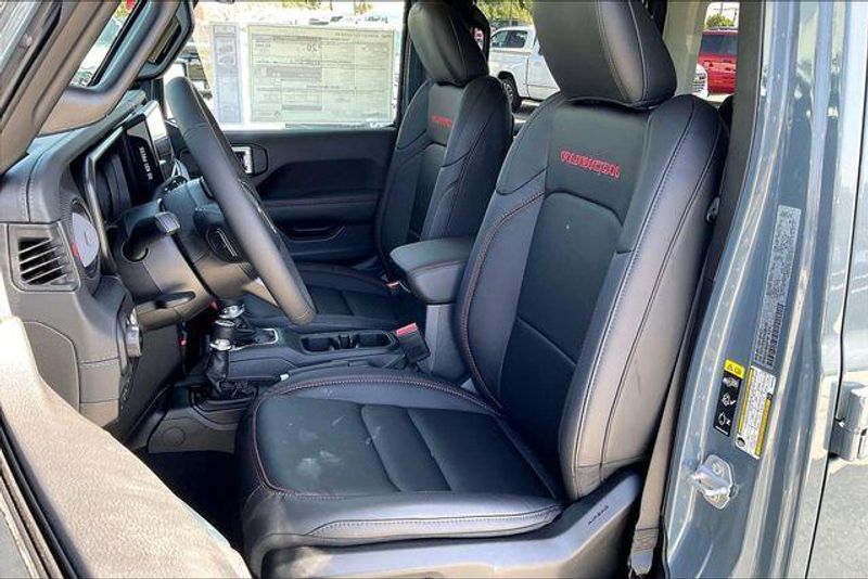 New 2026 Jeep Wrangler 4-door RubiconImage 8