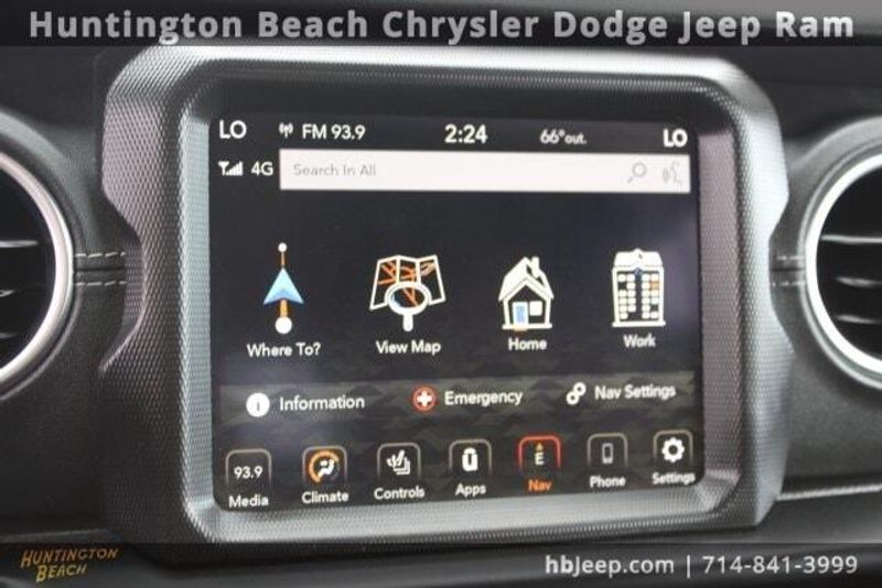 2022 Jeep Wrangler Unlimited Sahara 4xeImage 28