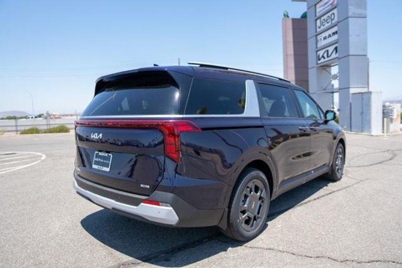 New 2026 Kia Carnival Hybrid EXImage 7