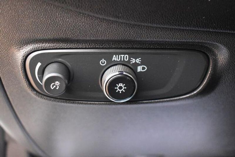 Used 2024 Chevrolet Equinox LTImage 27