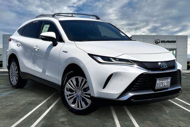 Used 2021 Toyota Venza LimitedImage 12