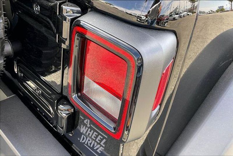 New 2026 Jeep Wrangler 4-door WillysImage 12