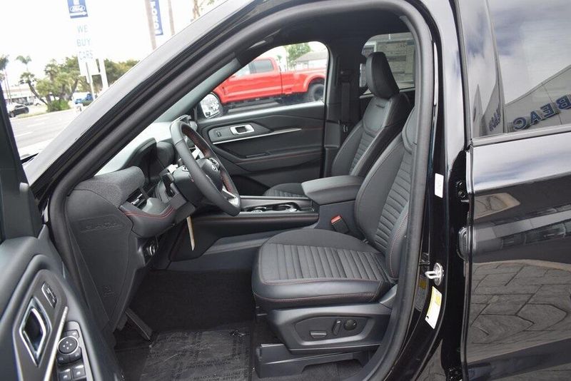 New 2025 Ford Explorer ST-LineImage 14