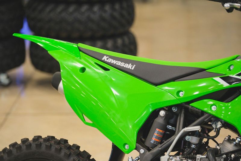 2023 KAWASAKI KX 112 in a GREEN exterior color. Family PowerSports (877) 886-1997 familypowersports.com 