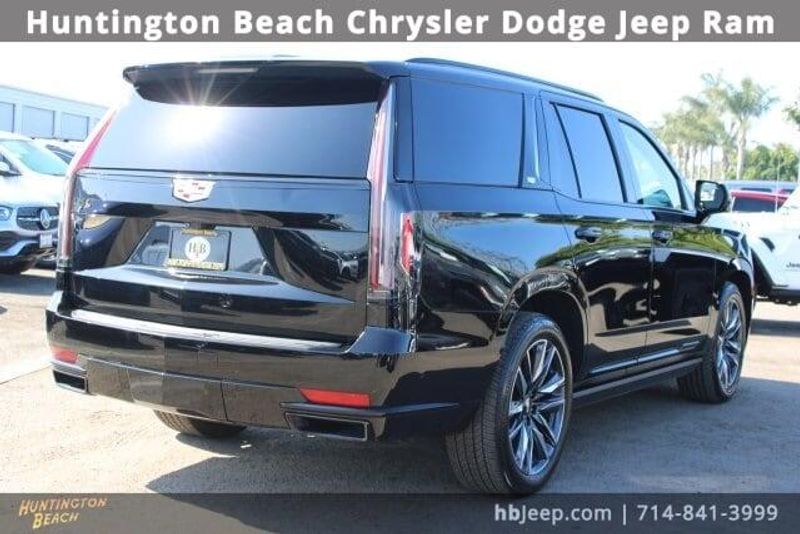 2021 Cadillac Escalade Sport PlatinumImage 5