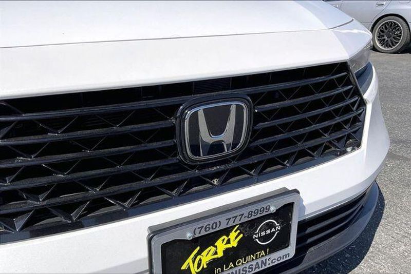 Used 2025 Honda Accord Sedan SEImage 30