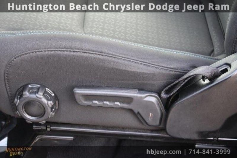 2021 Jeep Wrangler Unlimited IslanderImage 34