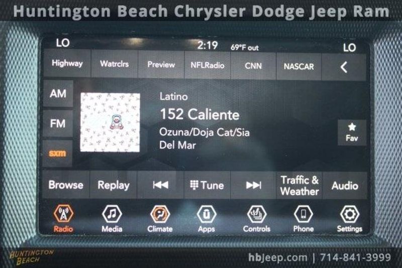 2020 Jeep Wrangler Unlimited SaharaImage 25