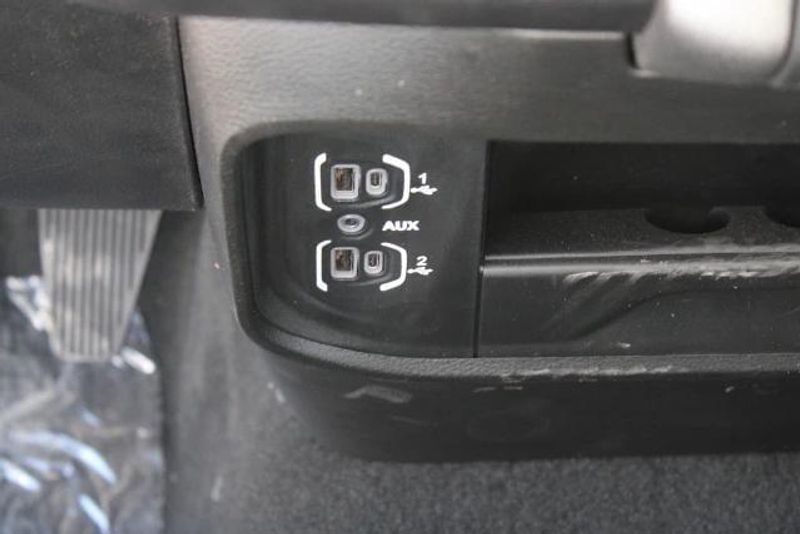 2023 RAM 2500 Tradesman Regular Cab Harbor BodyImage 33