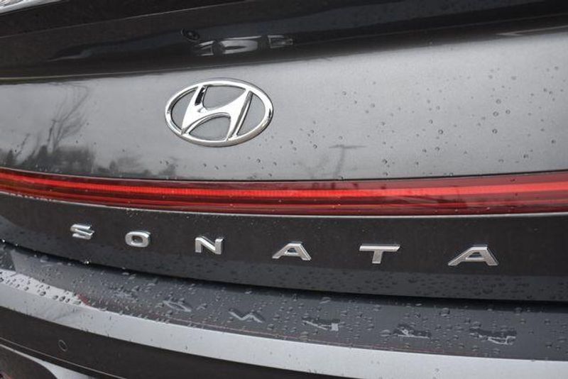 Used 2023 Hyundai Sonata Hybrid LimitedImage 18
