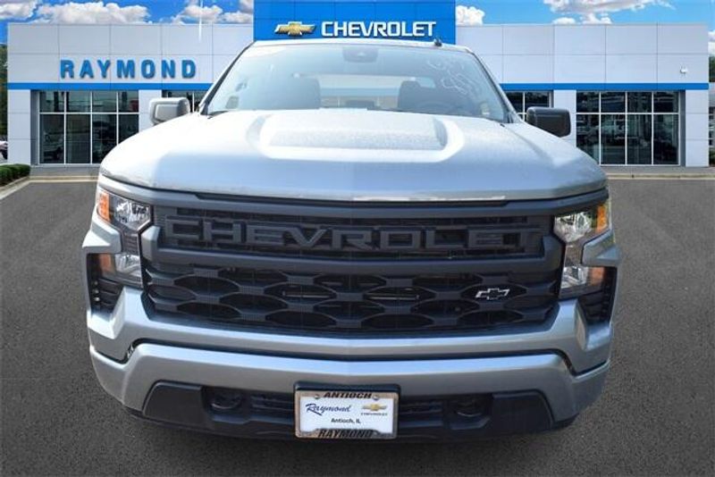 New 2025 Chevrolet Silverado 1500 CustomImage 8