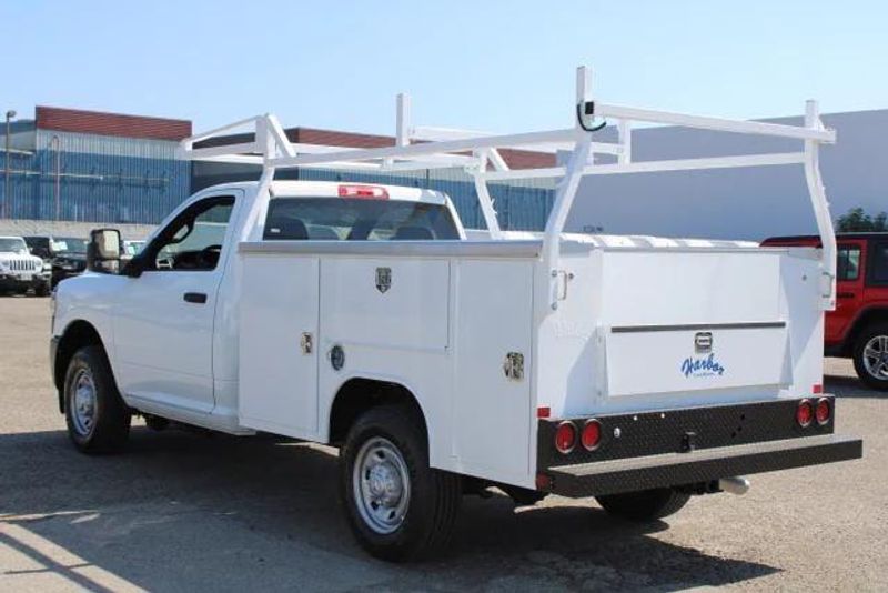 2024 RAM 2500 Tradesman Regular Cab Harbor BodyImage 6