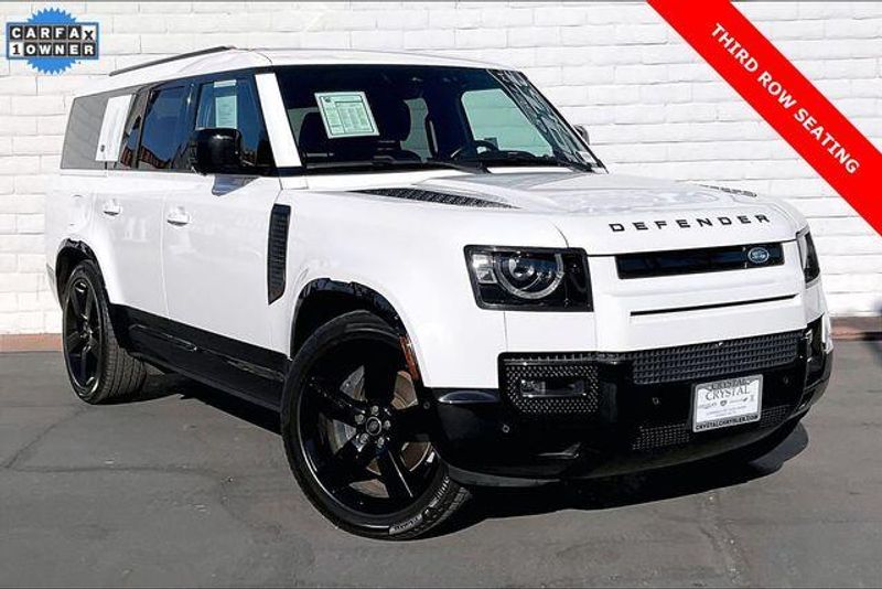Used 2024 Land Rover Defender X-Dynamic SEImage 12