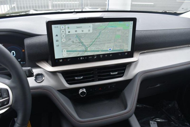 New 2025 Ford Explorer ActiveImage 19