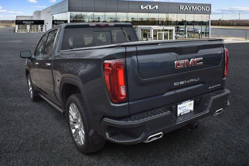 Used 2021 GMC Sierra 1500 DenaliImage 5
