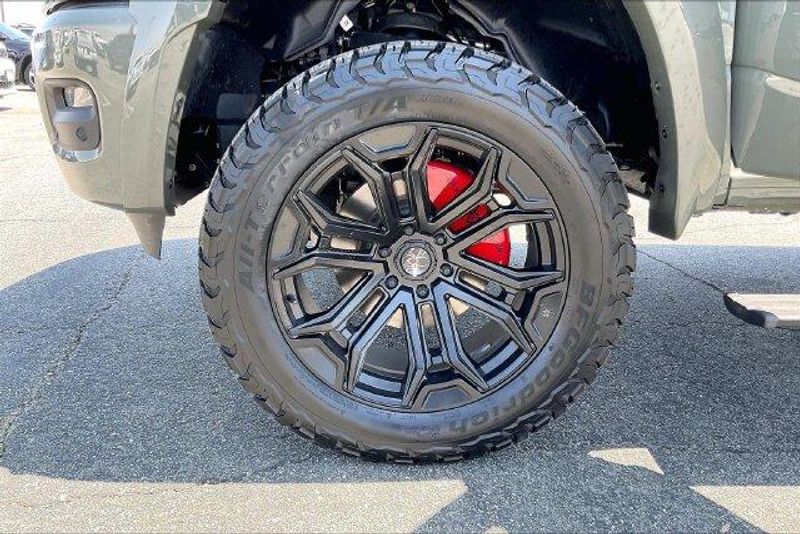 New 2026 RAM 1500 Laramie Crew Cab 4x4 5