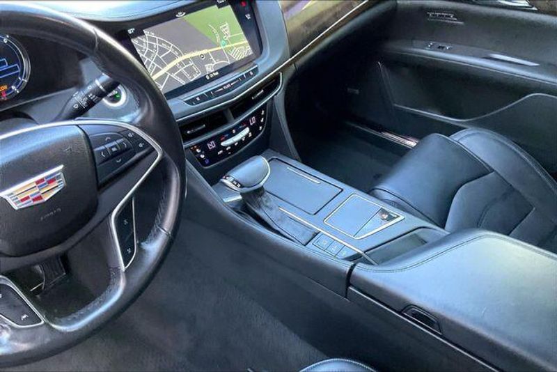 Used 2017 Cadillac CT6 Hybrid Plug-InImage 17