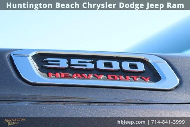 2019 RAM 3500 LimitedImage 16