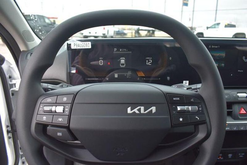 New 2026 Kia K4 LXSImage 24