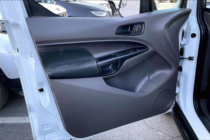 Used 2020 Ford Transit Connect XLImage 22
