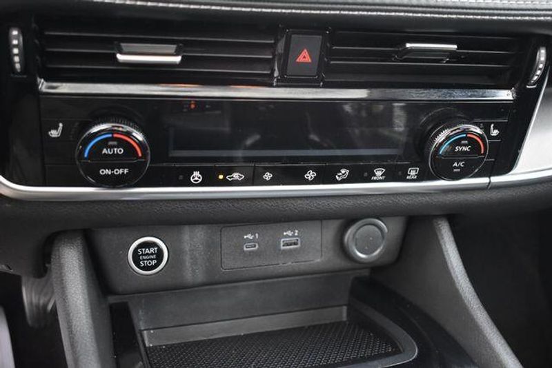 Used 2021 Nissan Rogue SVImage 28