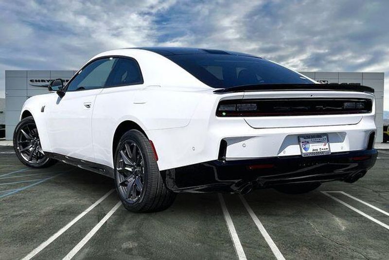 New 2026 Dodge Charger Scat Pack Plus 2-door AwdImage 2