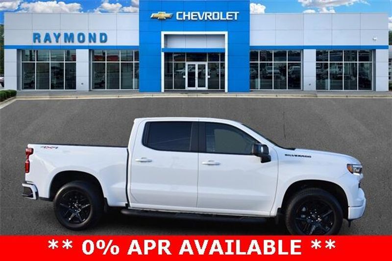 New 2025 Chevrolet Silverado 1500 RSTImage 2