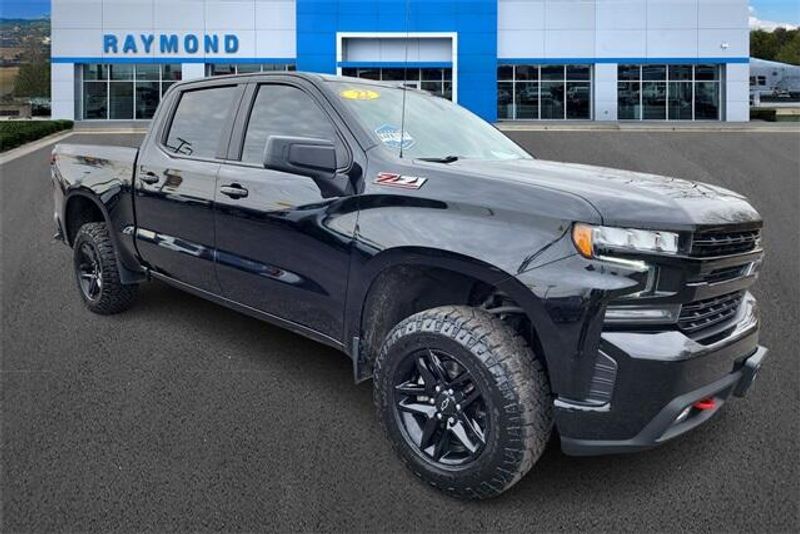 2022 Chevrolet Silverado 1500 LTD LT Trail BossImage 1
