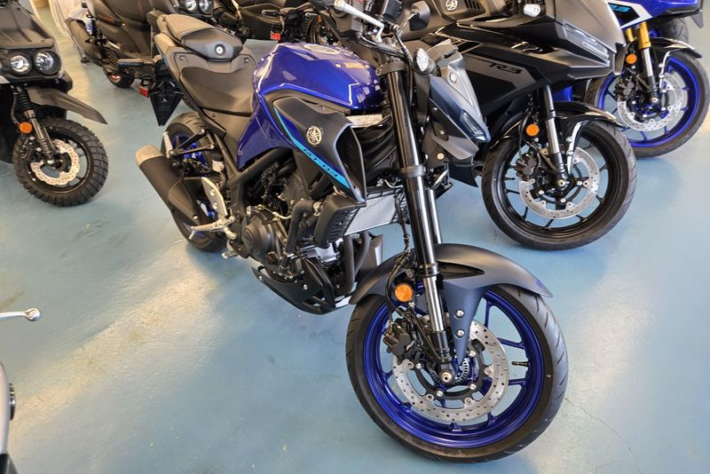 2025 YAMAHA MT03 TEAM BLUE 
