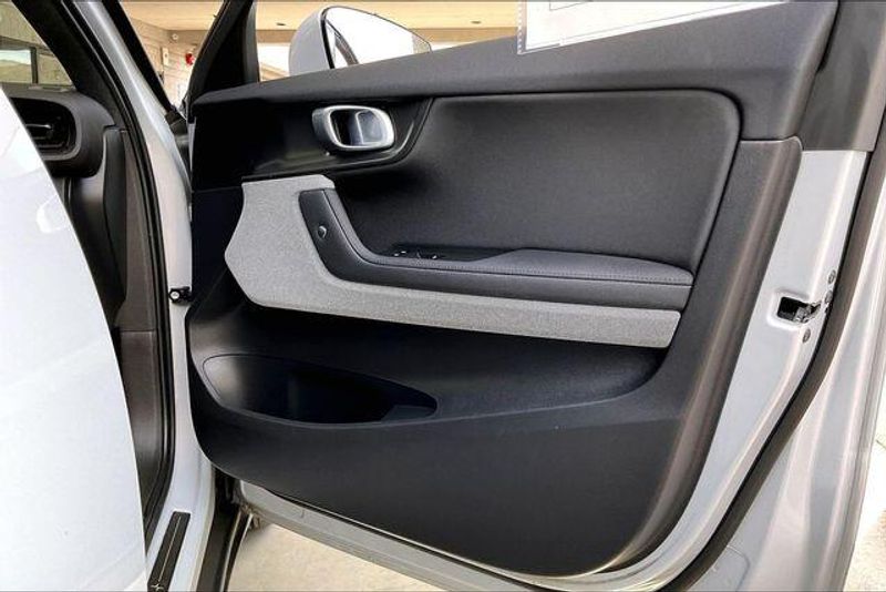 Used 2023 Polestar 2 Long Range Single MotorImage 23