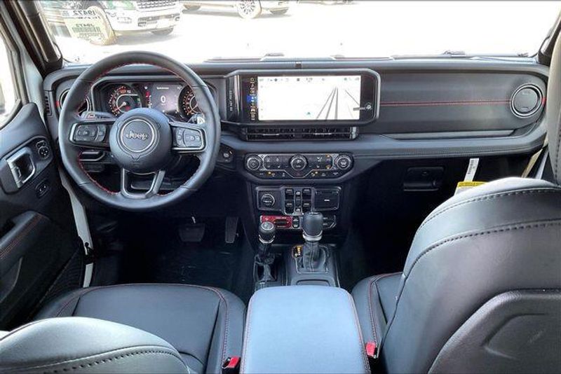 New 2026 Jeep Wrangler Moab 392Image 4