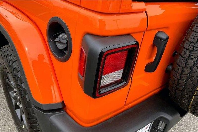 New 2027 Jeep Wrangler 4-door California EditionImage 11