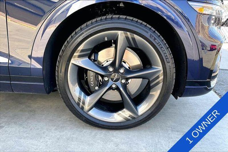 Used 2026 Genesis GV70 2.5T Sport PrestigeImage 8