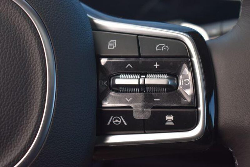 New 2026 Kia Carnival Hybrid SX PrestigeImage 34