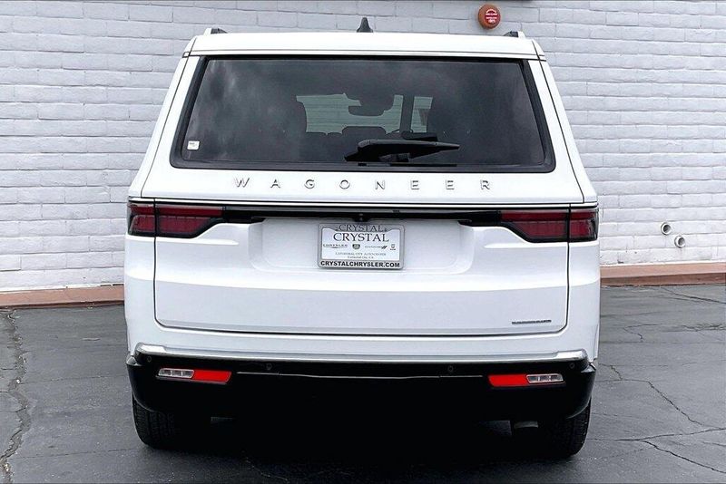 2024 Jeep Wagoneer Series IIIImage 3