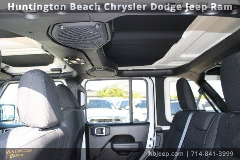 2022 Jeep Wrangler Unlimited Sport AltitudeImage 32