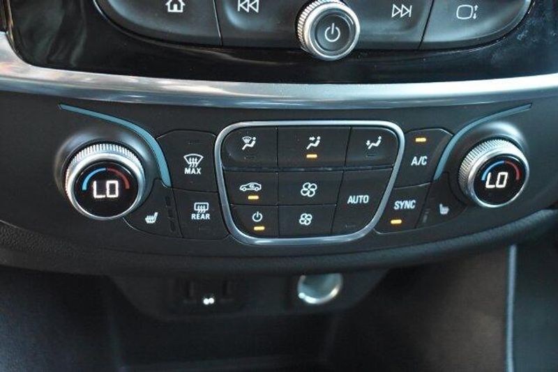 Used 2022 Chevrolet Traverse LT LeatherImage 33