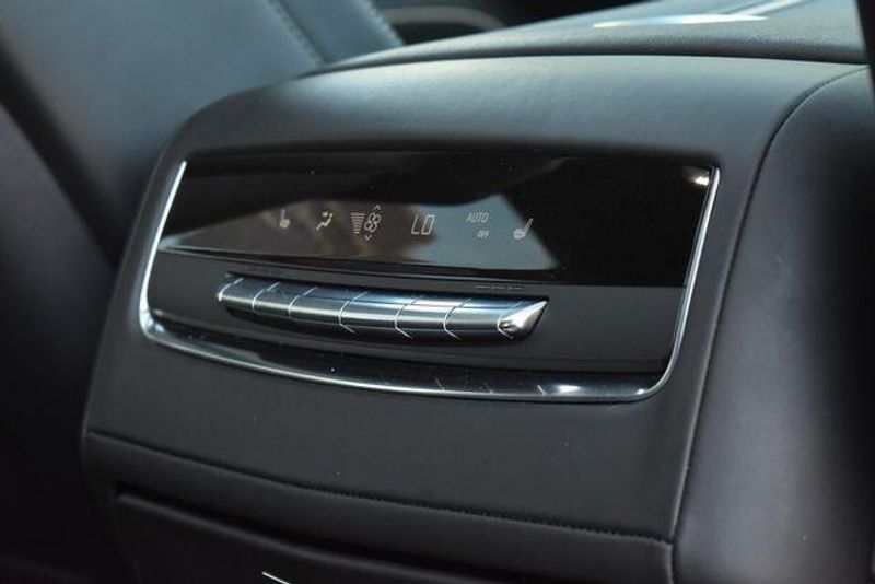 Used 2024 Cadillac Escalade Sport PlatinumImage 19