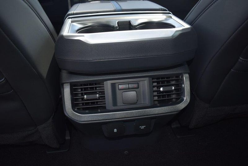 New 2025 Ford F-150 PlatinumImage 15