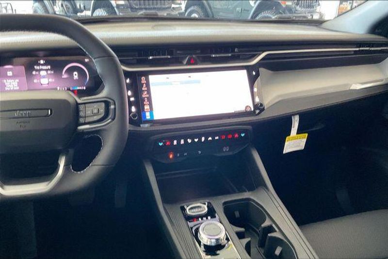 New 2026 Jeep Cherokee Limited 4x4Image 5