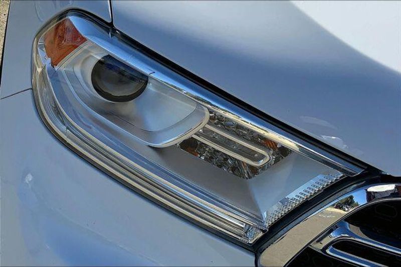 Used 2019 Dodge Durango SXTImage 27